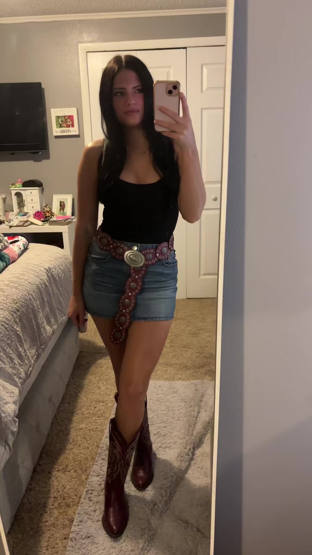 @Raelyn🌴🥥