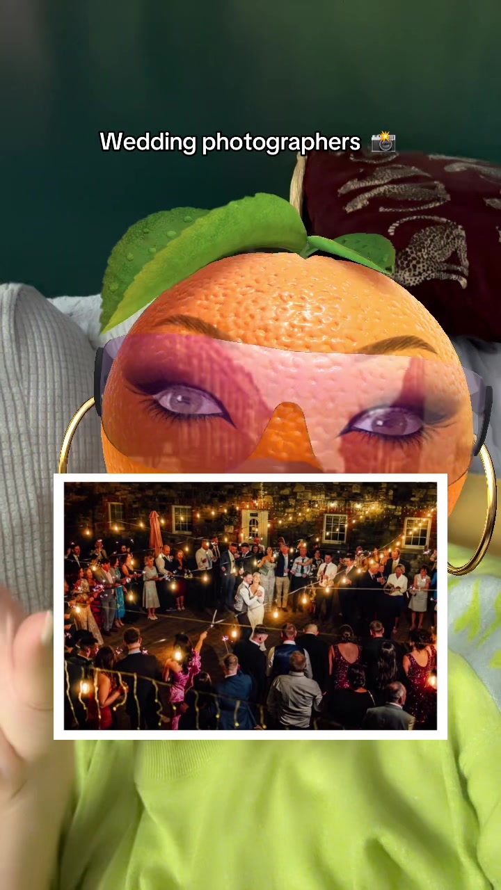 @The Dating Orange 🍊🧡