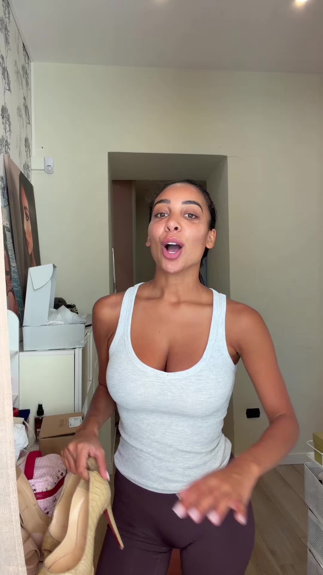 @Noemi