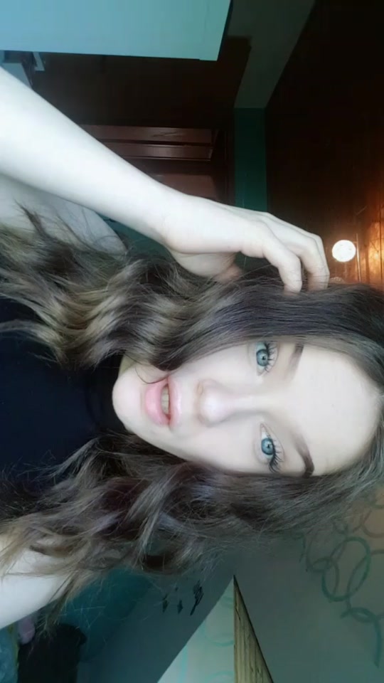 @liz.hkr