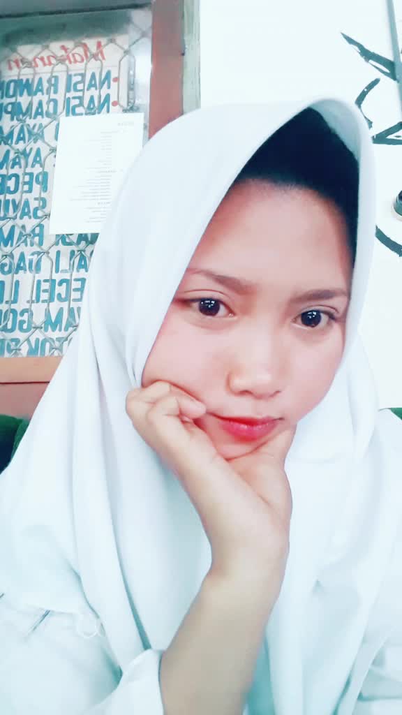 @Hetisa😎