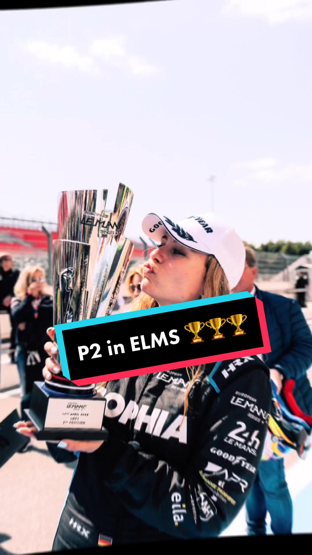 @Sophiafloersch