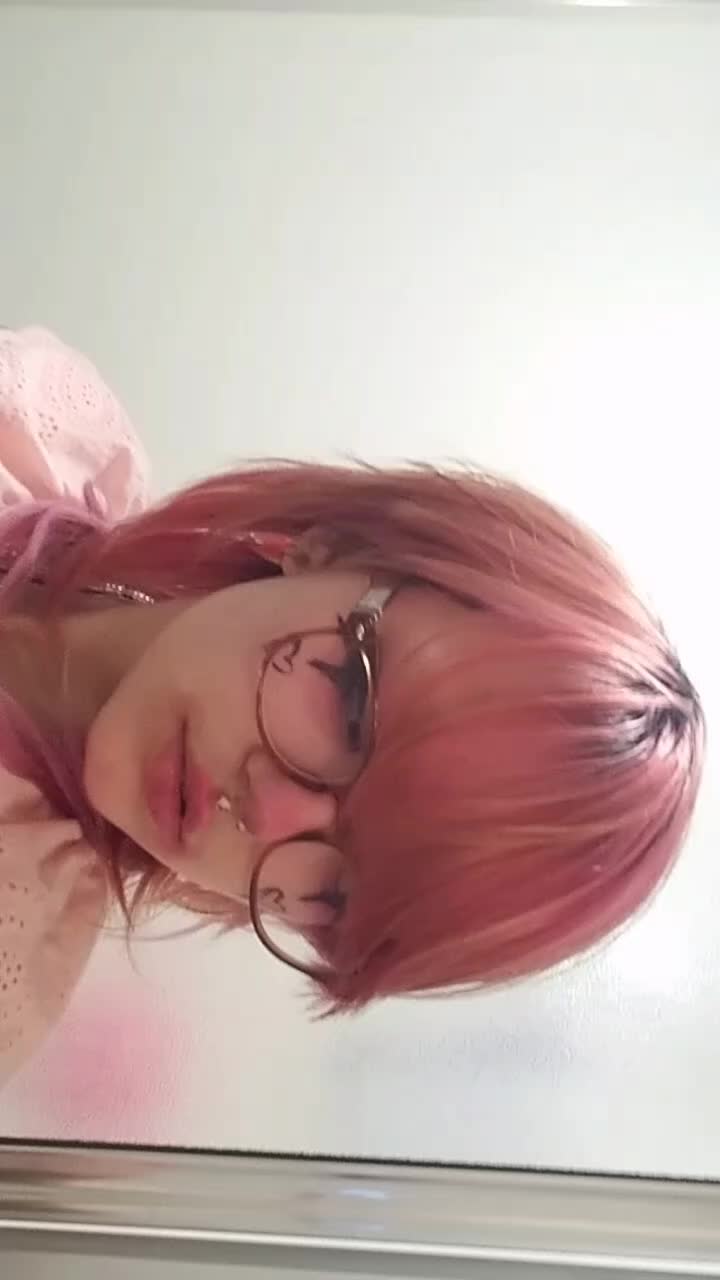 @🍓VOMIT