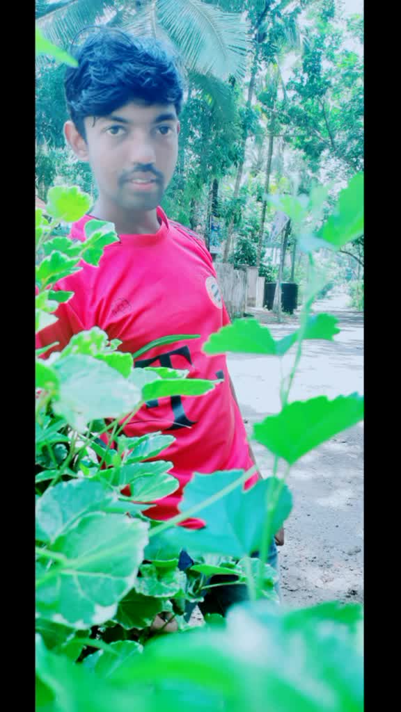 @chandhuSivaaaaa