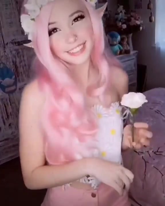 @Belle Delphine ๐
