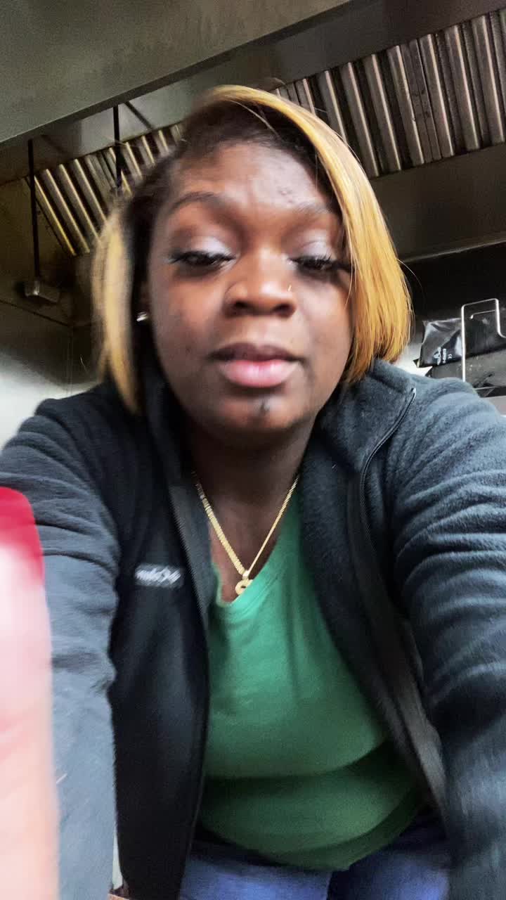 @CeceMfknRobb💜🌈😘