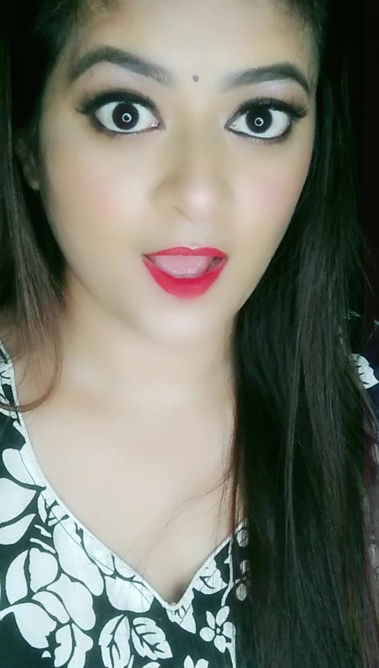 @MoubiPakhi💚❤