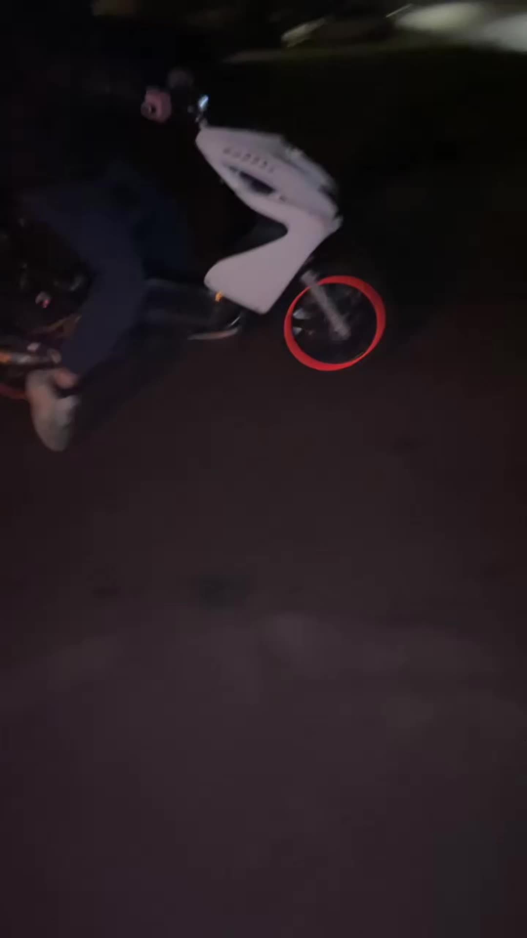 @🛵💨💨💨