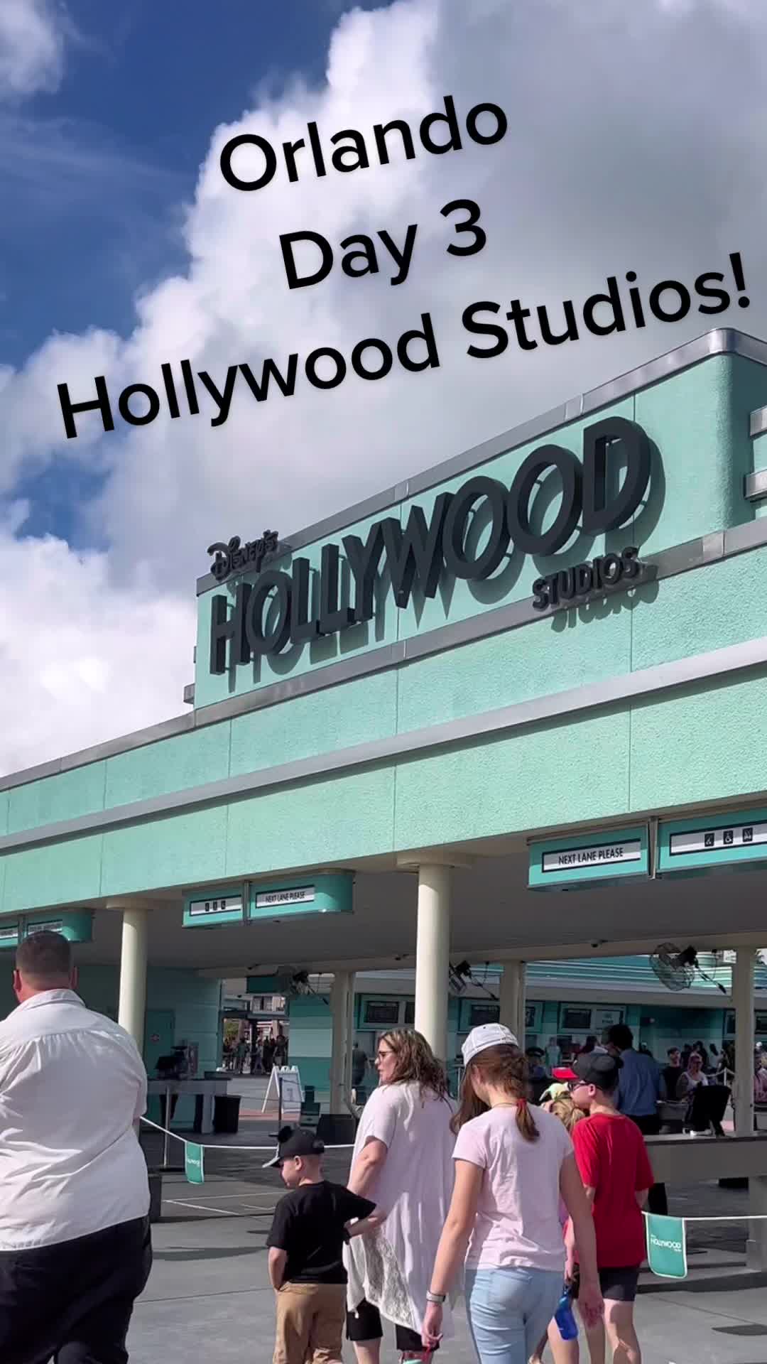 @hollyer