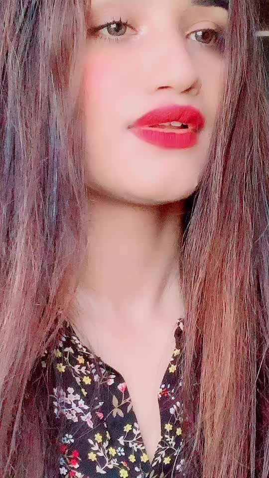 @Zara Khan 🔥