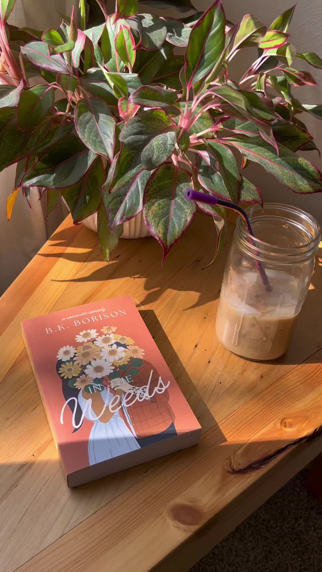 @Caiti_Reads