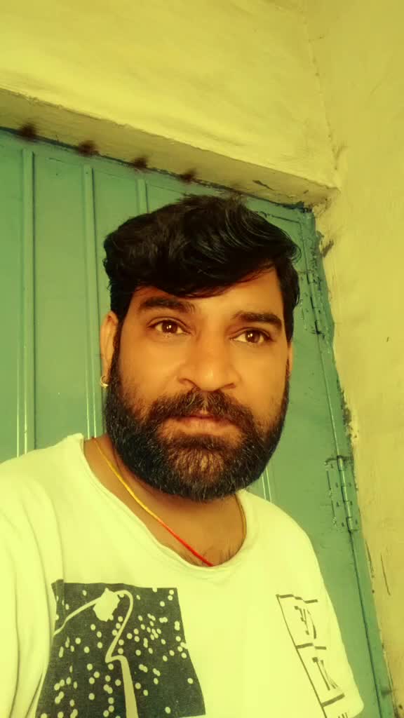 @Raisingh हिन्दू