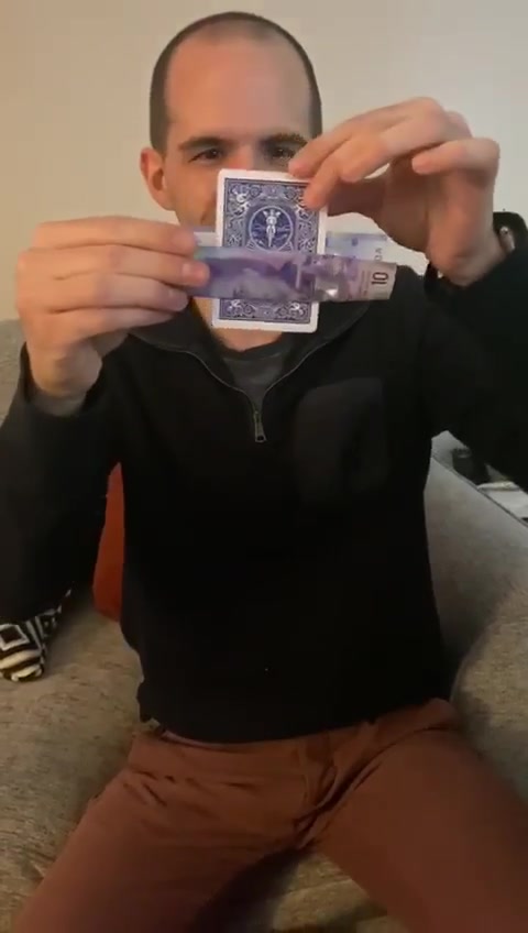 @Magician Sam Pearce