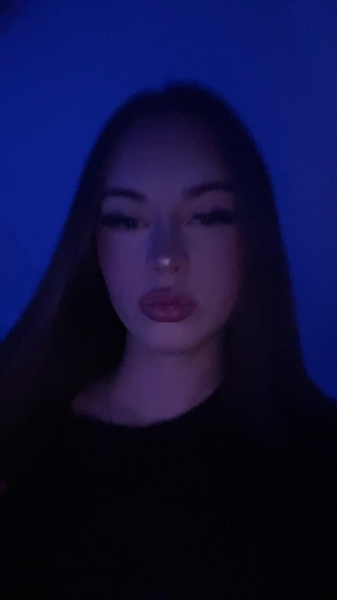 @𝒱𝓇𝒾ℯ𝒹𝒾𝓃𝓃ℯ𝓉𝒿ℯ𝓈ꨄ