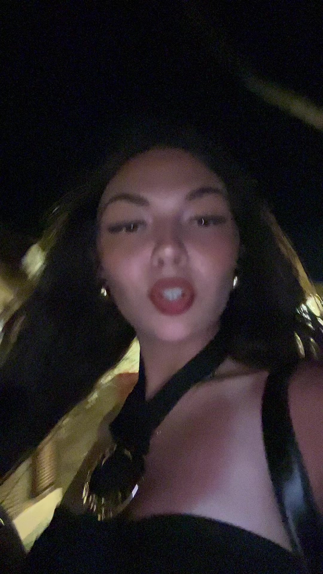 @janyeve_jobin