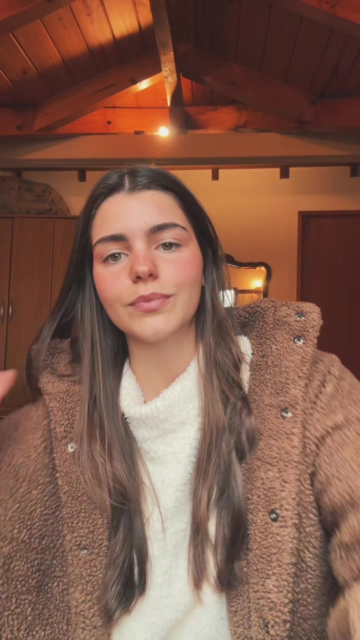 @sophiaisiar_