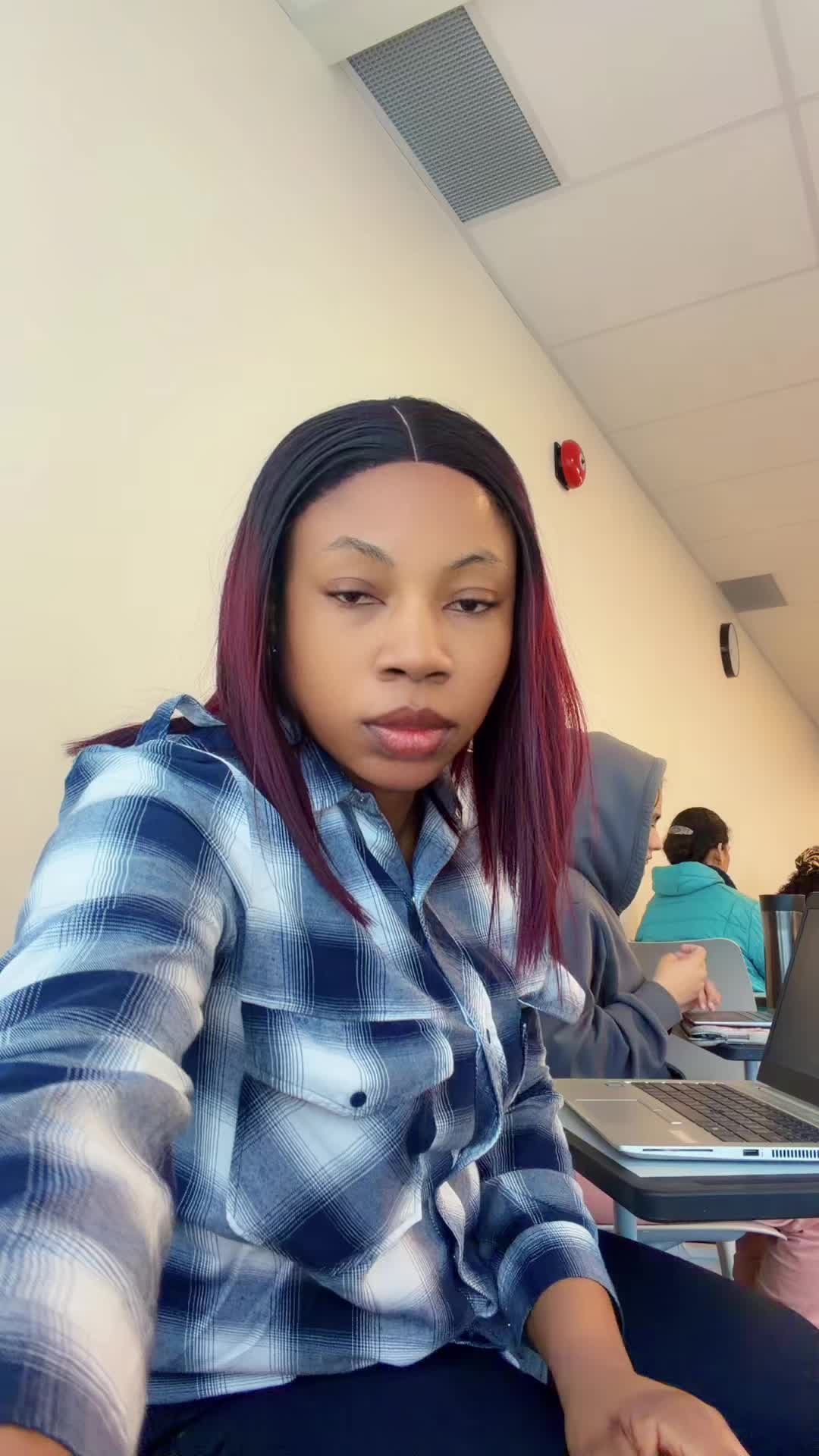@YourstrulyEsther