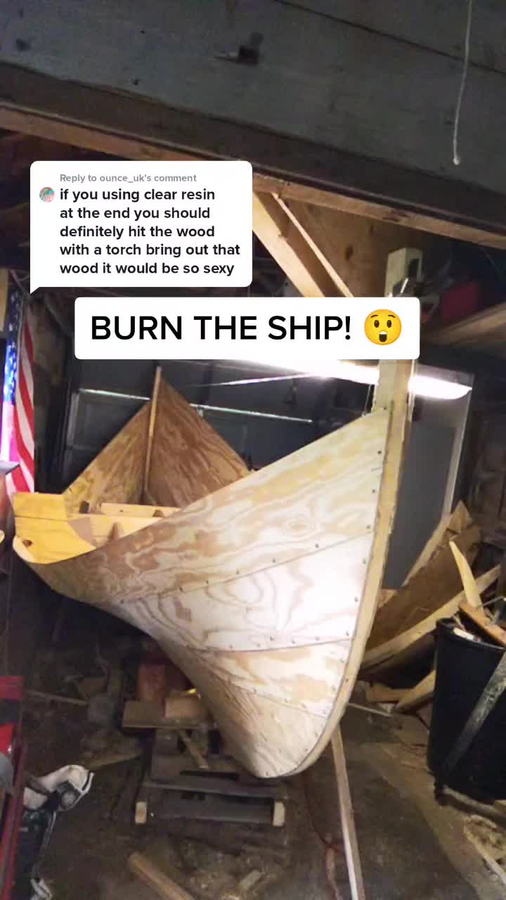 @zekebacon