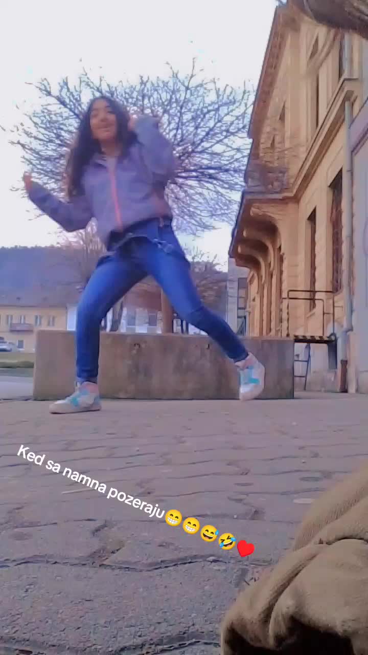 @Erika oxx tvoja