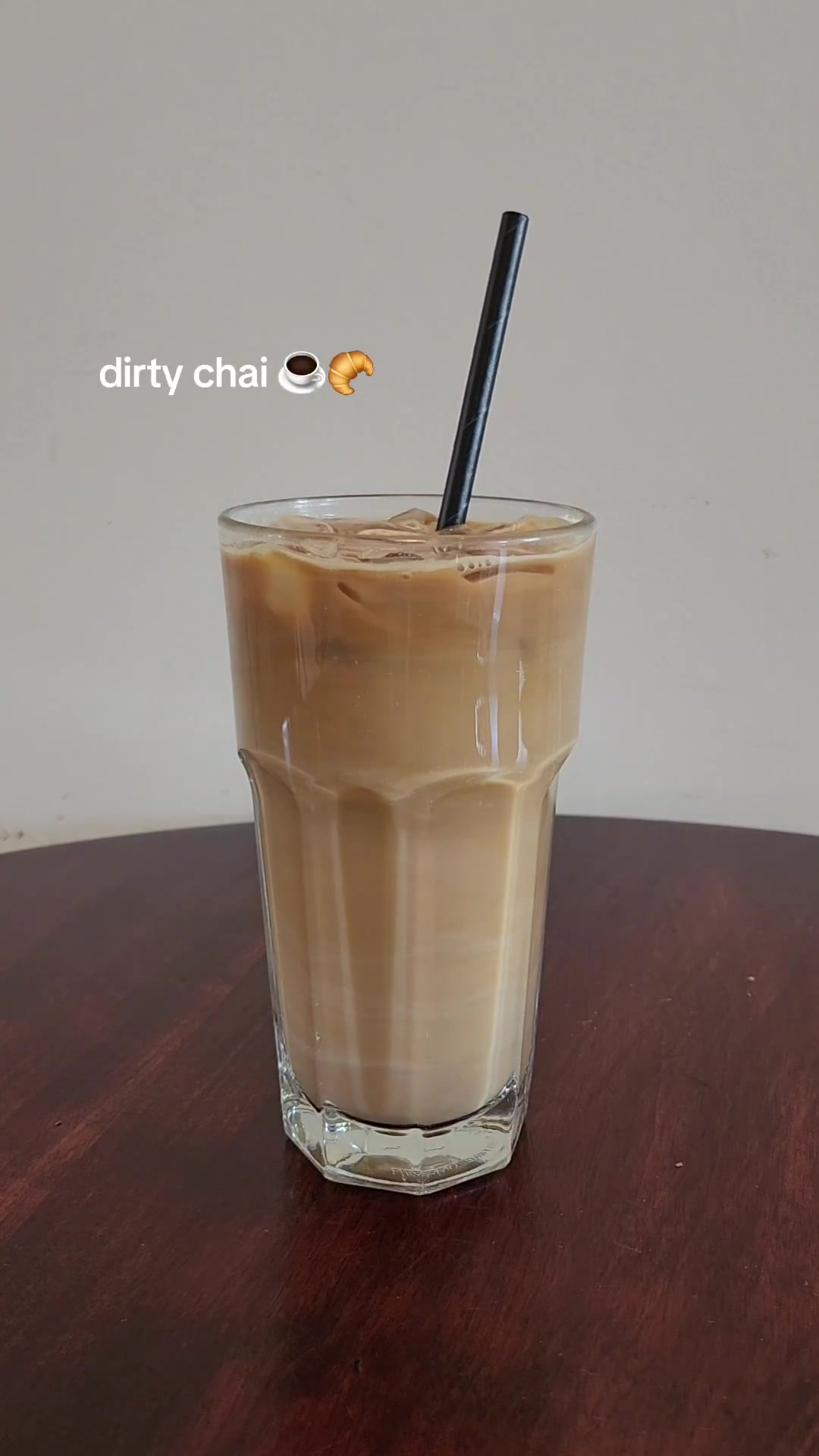 @caf&eacute;cr&ecirc;perieofelora