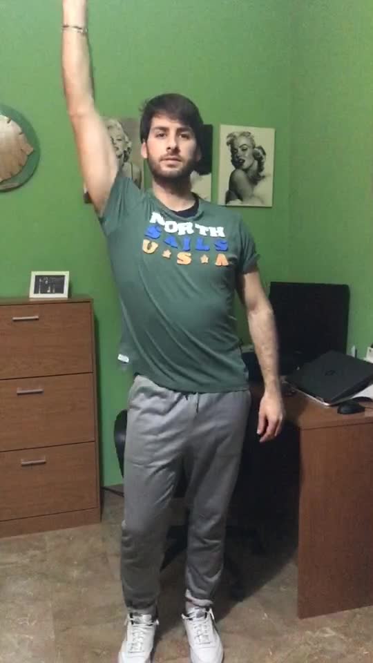 @Aleeee