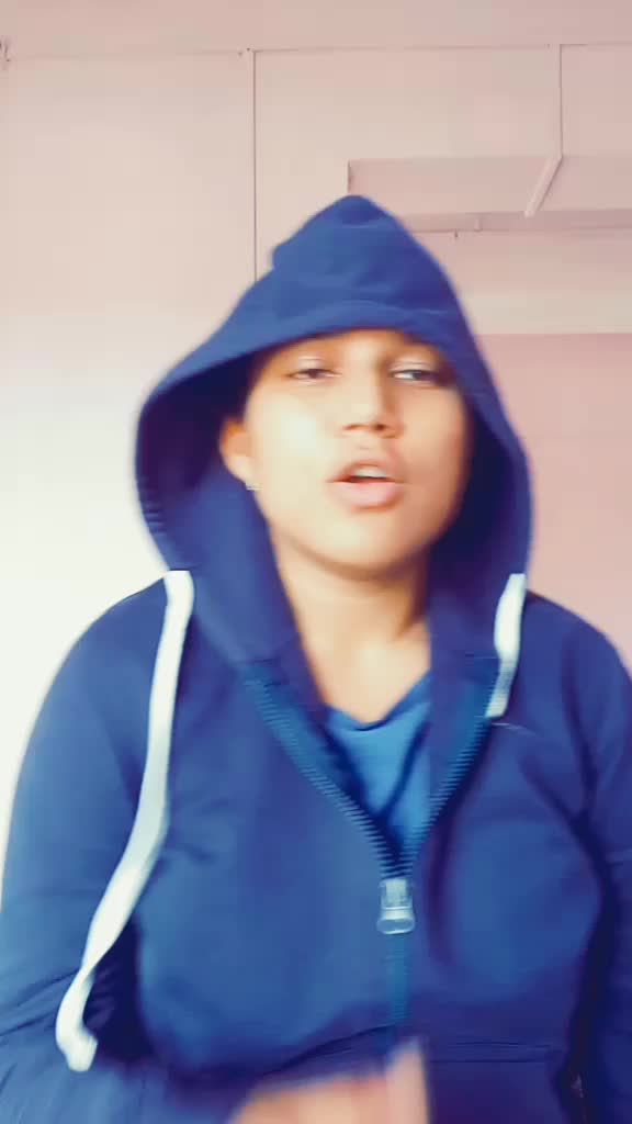@riya🌎