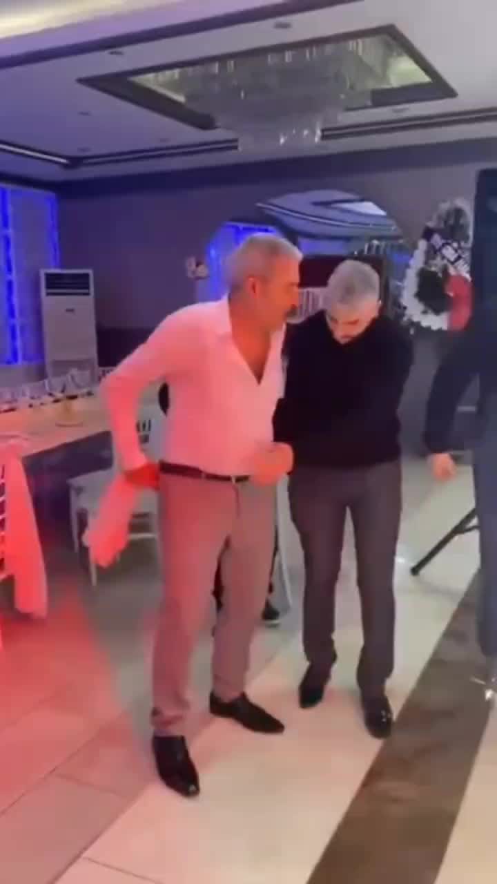 @Azat Yal&ccedil;ın