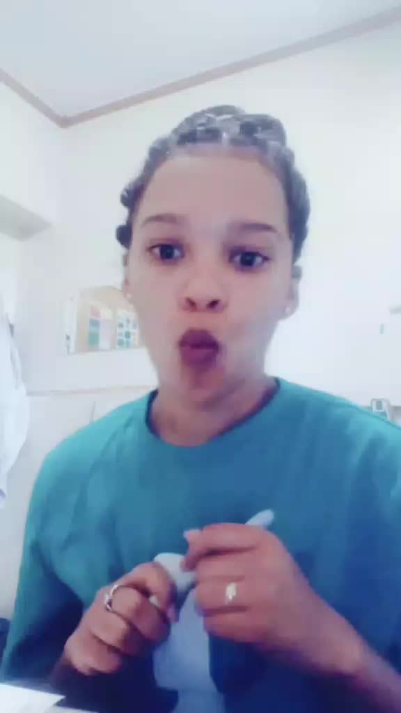 @LorenziaVdrheide