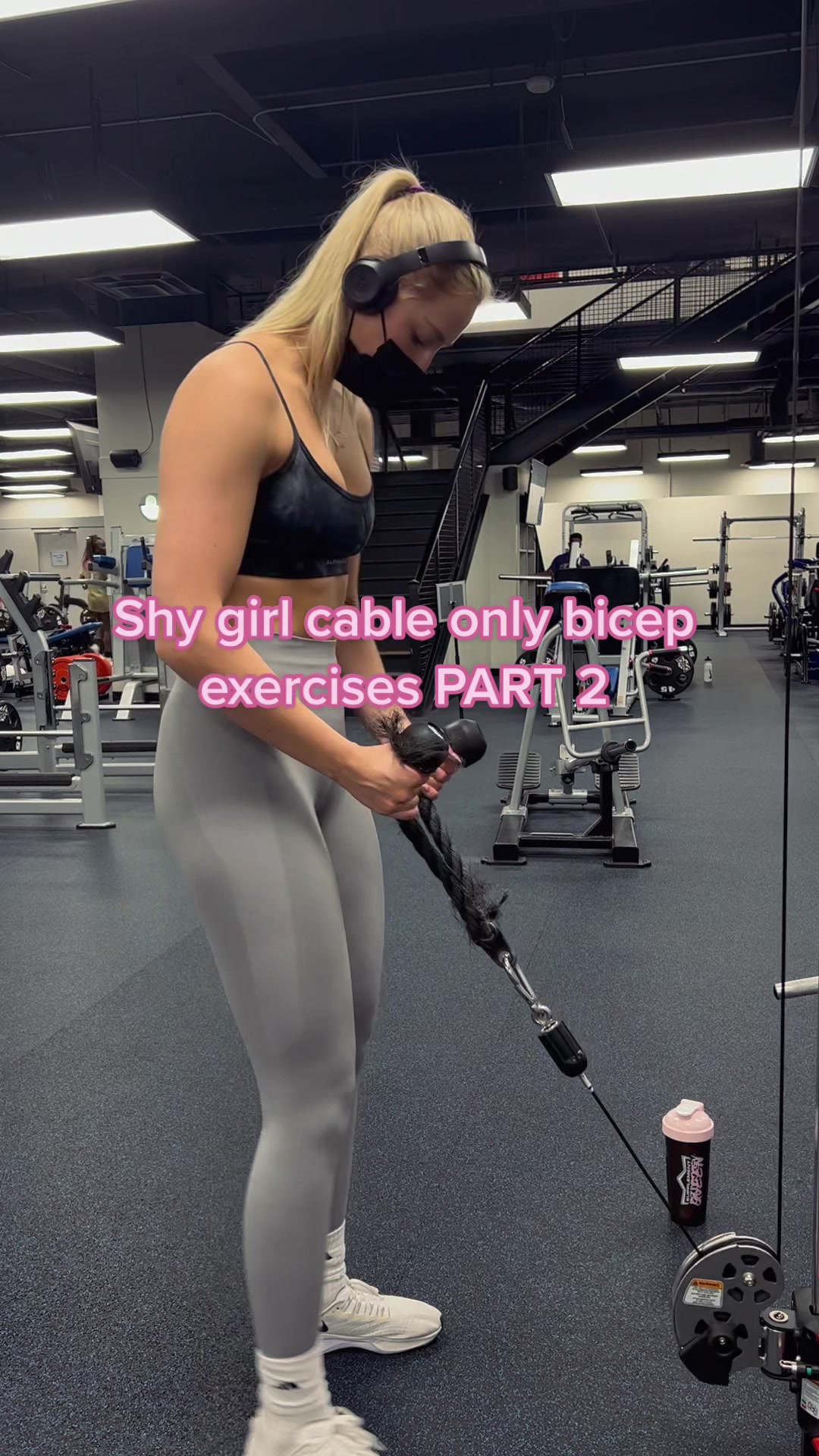 @Gabriela Podolski