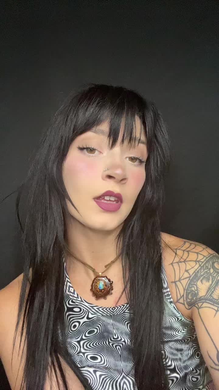 @queenbasskitten