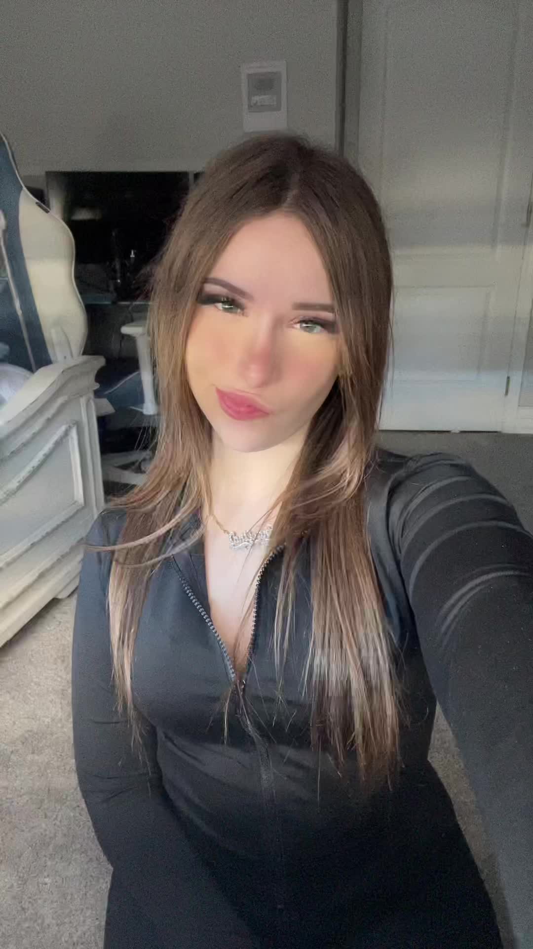 @Lina