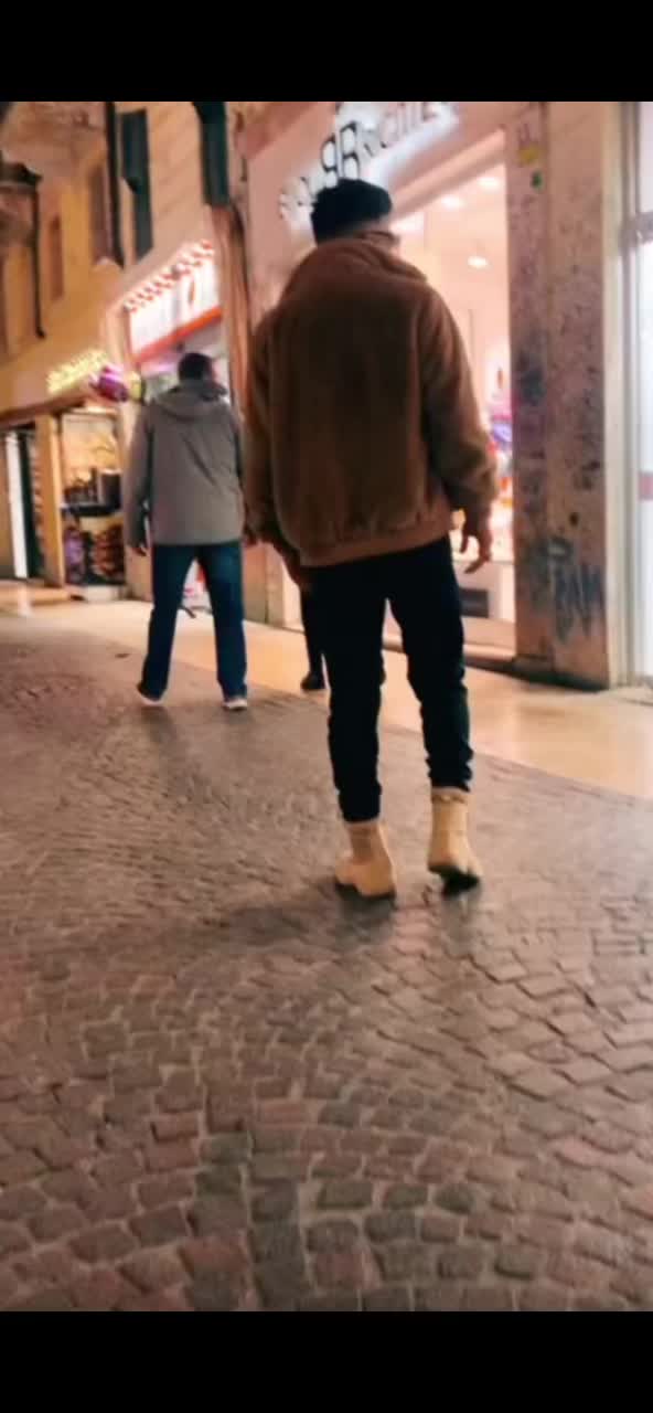 @ZilleMehar456🦅🇵🇰❤️🇮🇹🦅