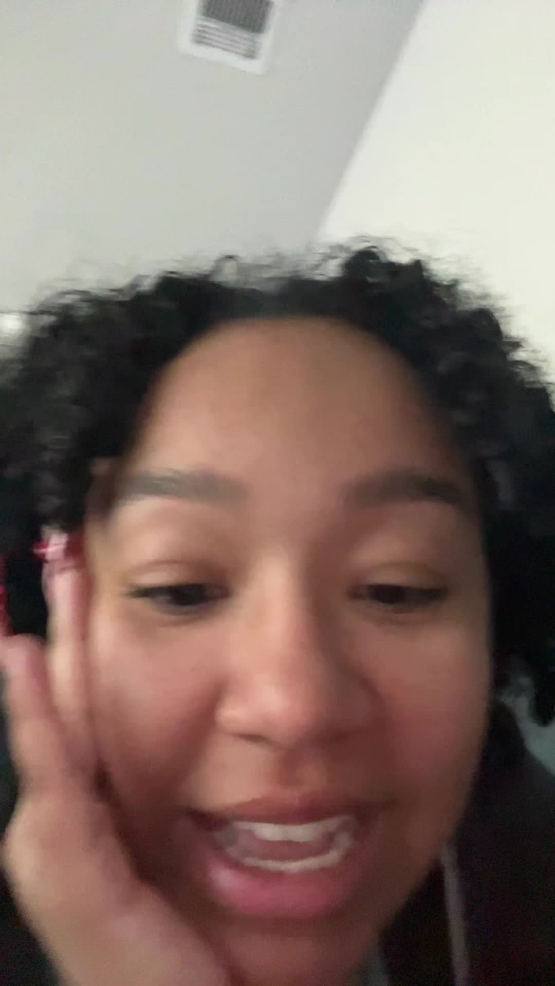 @notcaileneasely