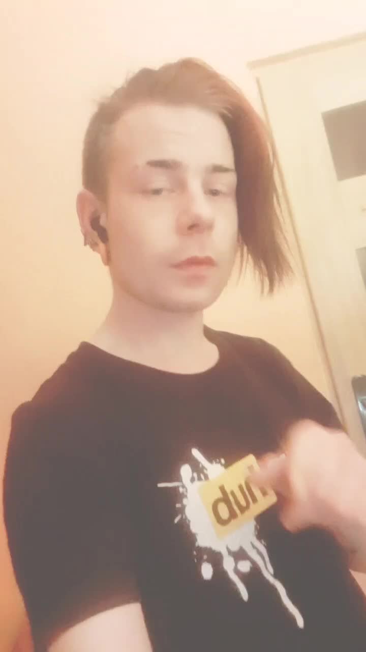 @19angeldust94