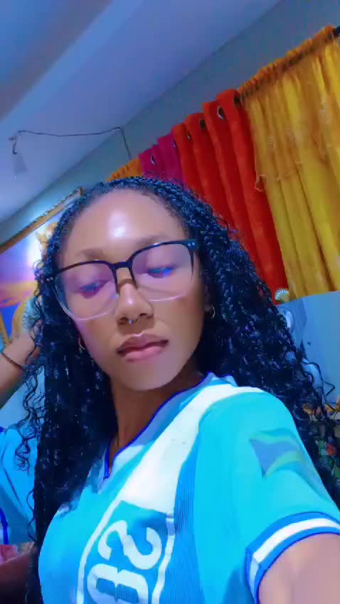 @GISSIE_MADNESS