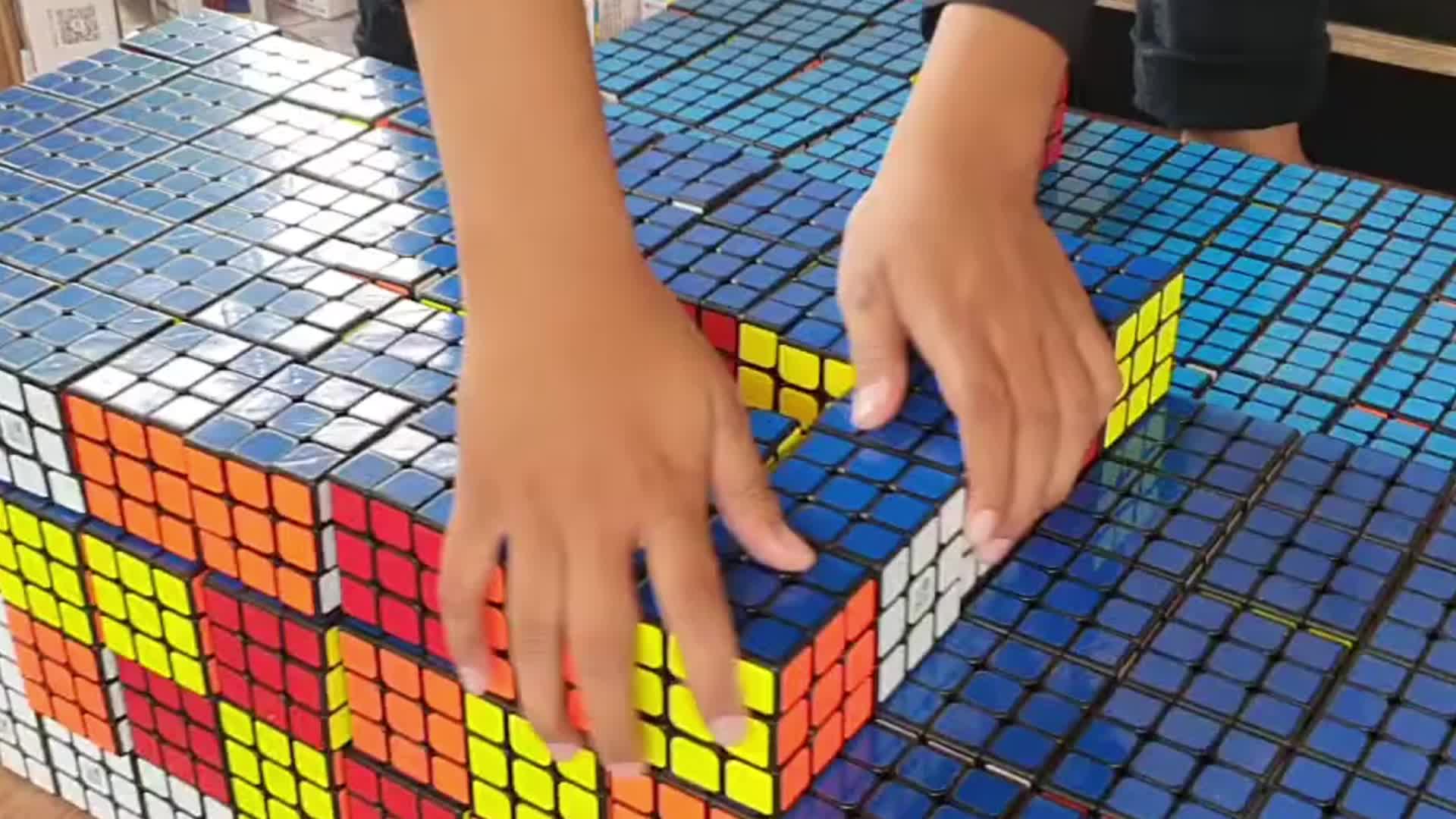 @YJcube