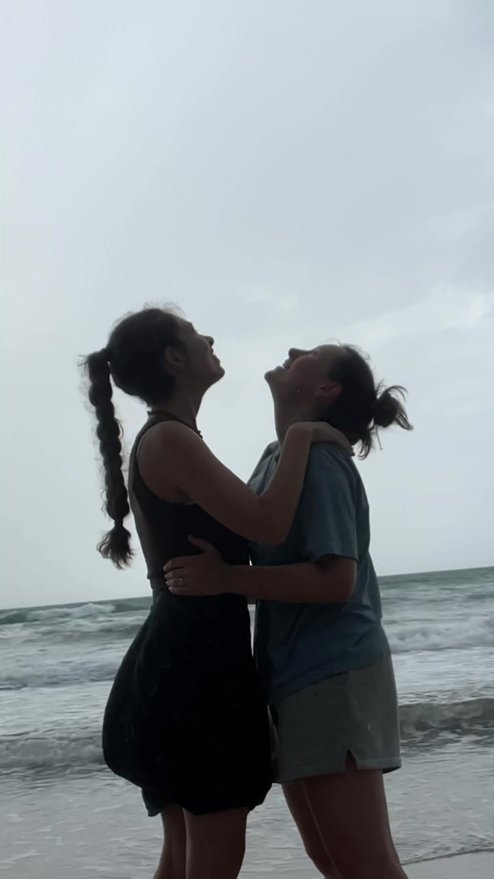 @BellaAndBecca