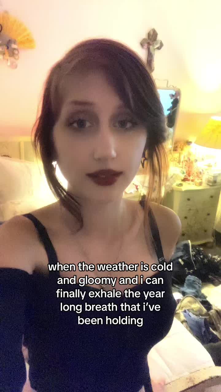 @Buggabae🧟&zwj;♀️