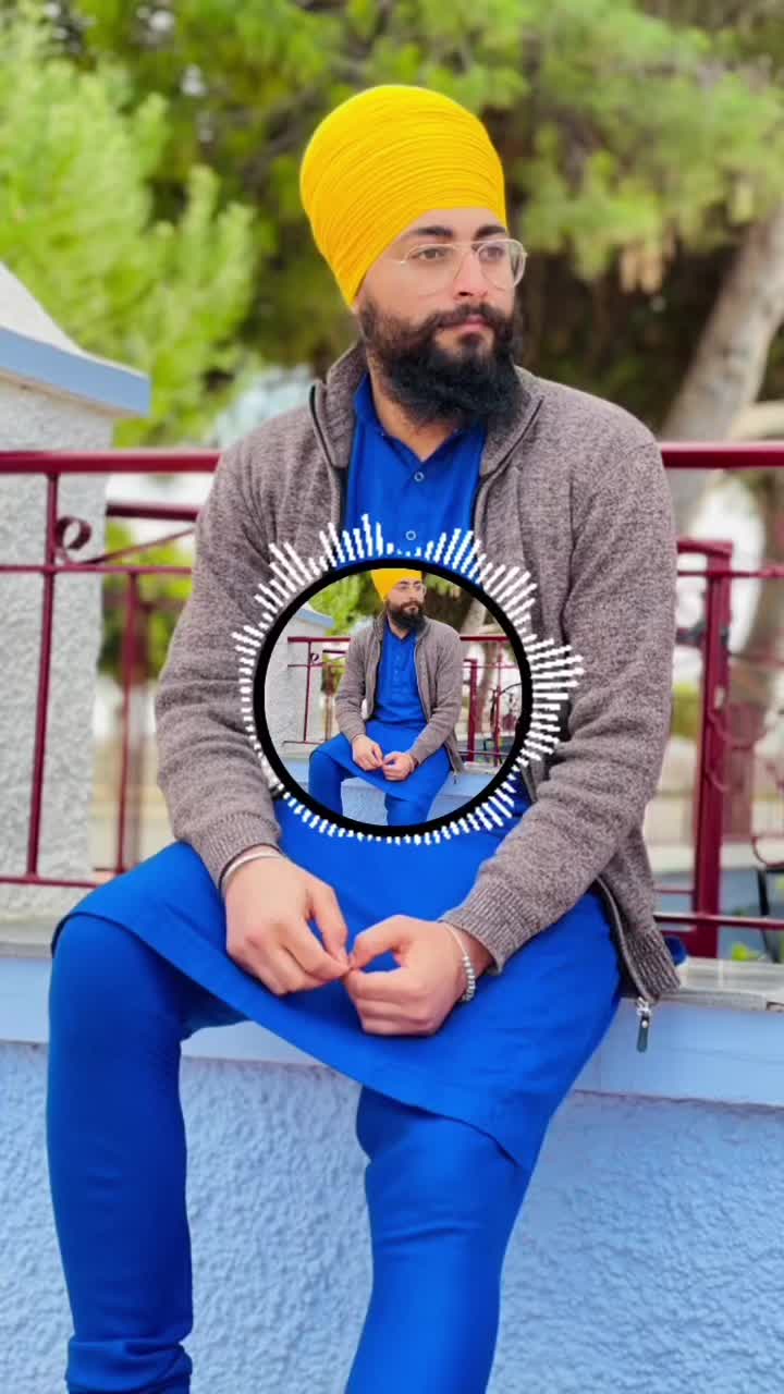 @Lovely_Singh