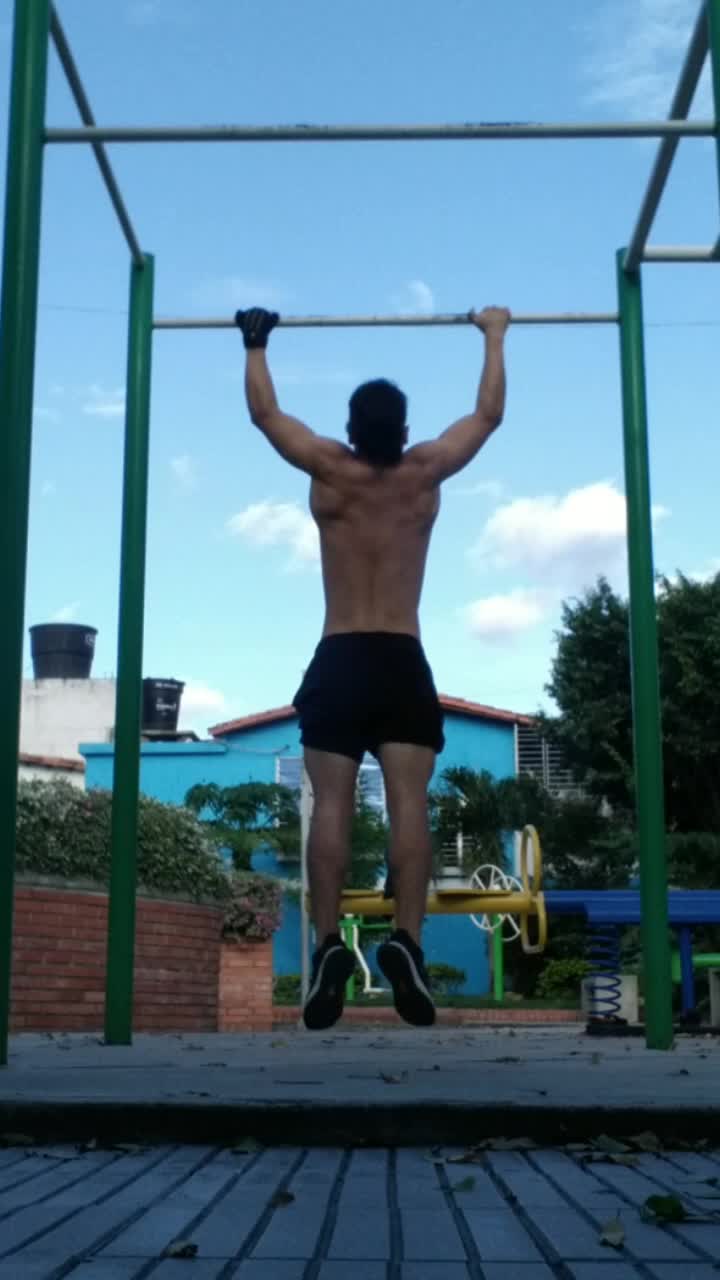 @MiguelRuiz_9_
