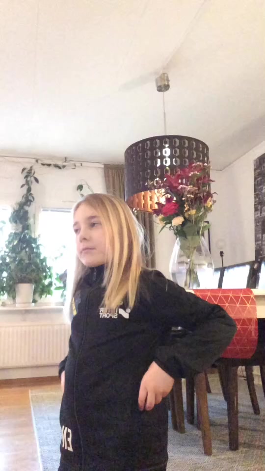 @Vi är tandtroll