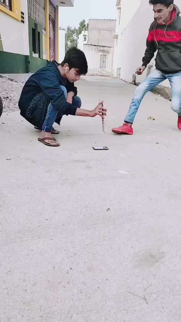 @DUDE