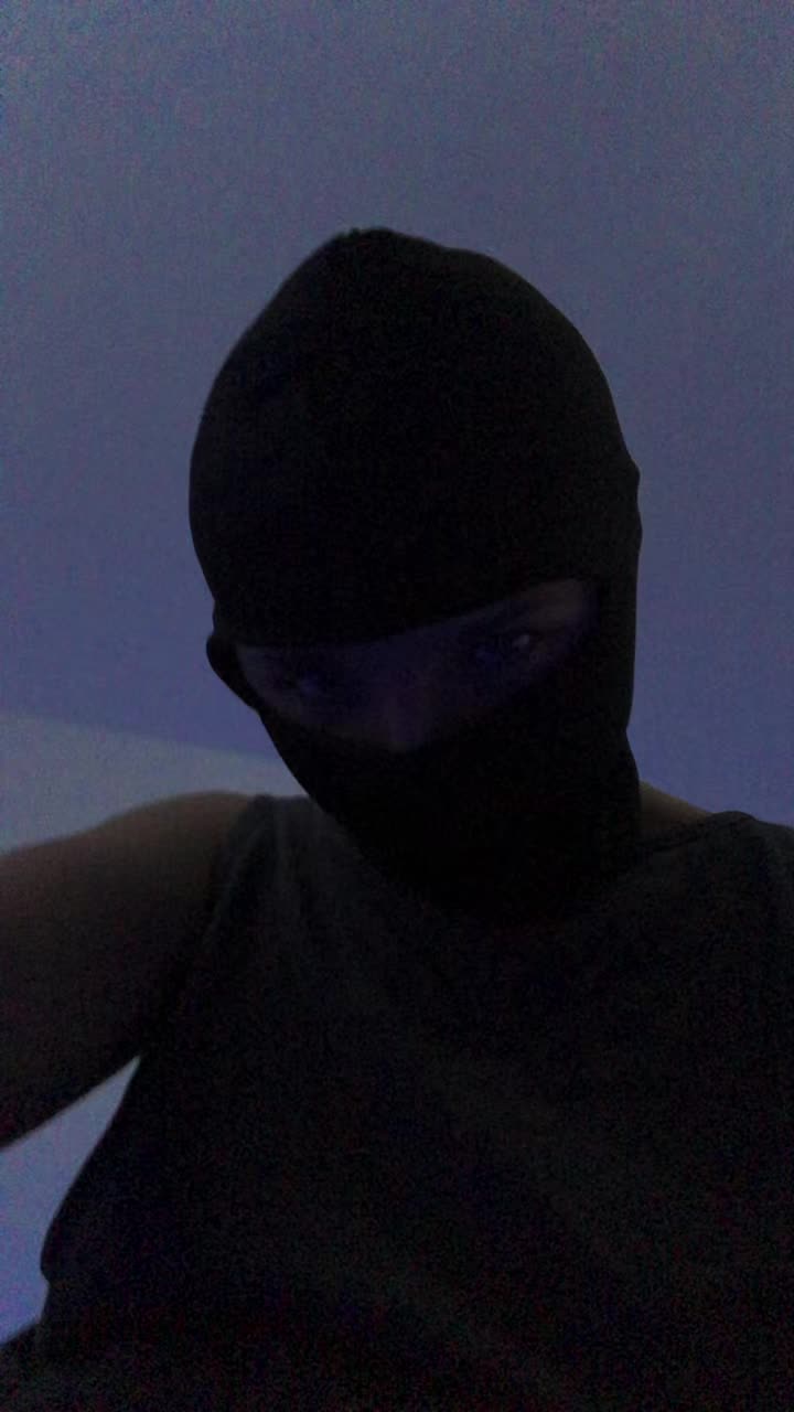@paranoid.