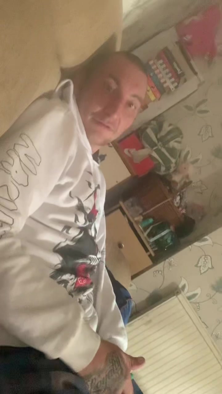 @miley🏳️🌈