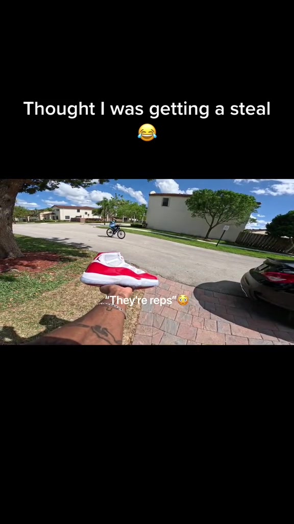 @B/R Kicks