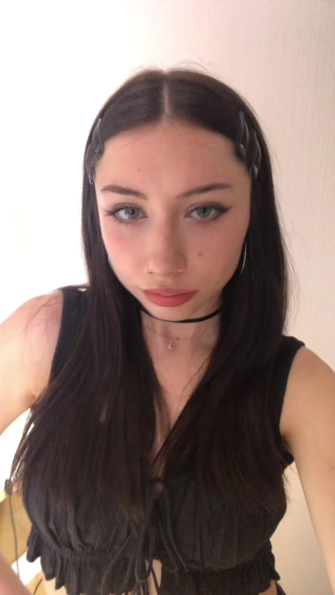 @*:・゚✧*:・゚🕯️
