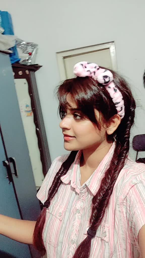 @vrushti vyas
