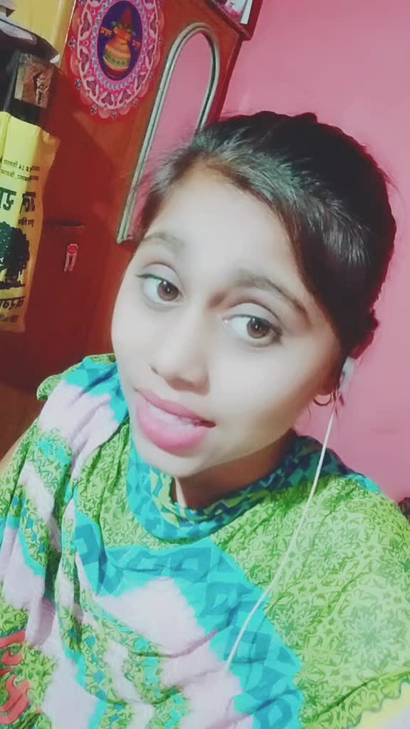 @💞lovely lahari 💞
