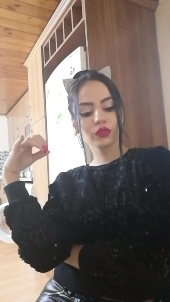@kubraa_cinarr