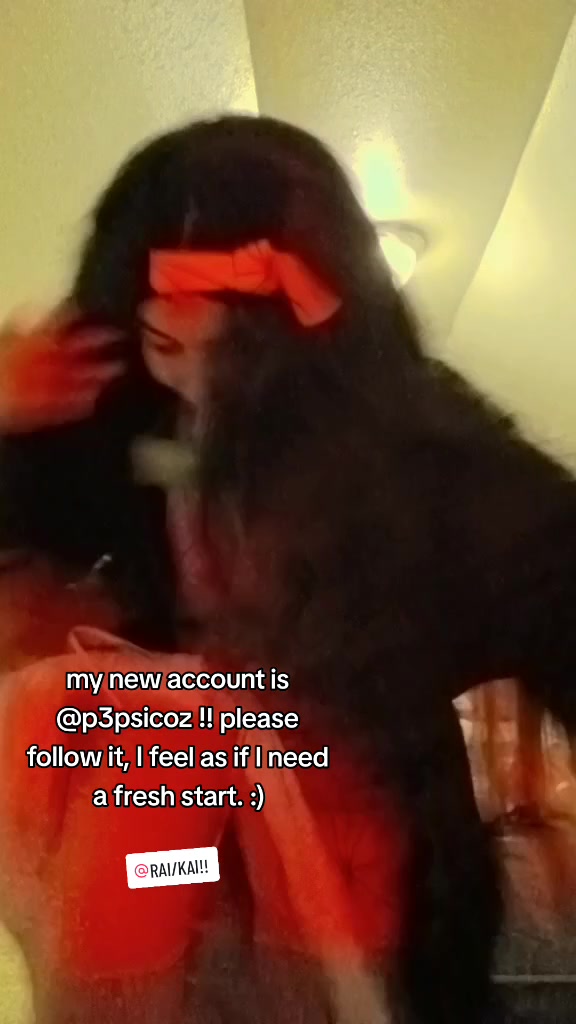 @﹒⪩⪨﹒
